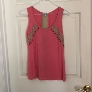 Pink tank